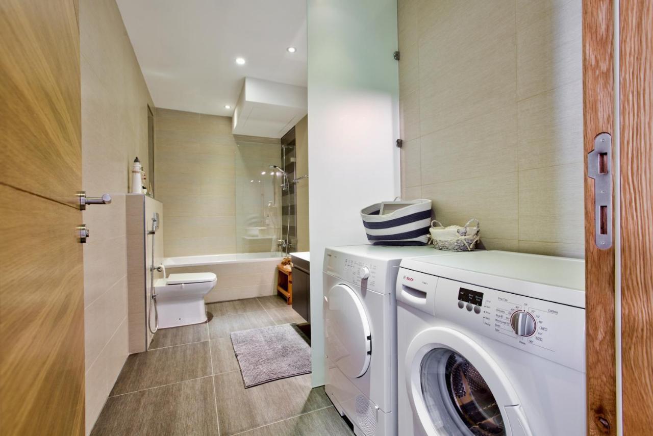 Bright And Central 2 Bedroom Apartment In スリーマ エクステリア 写真