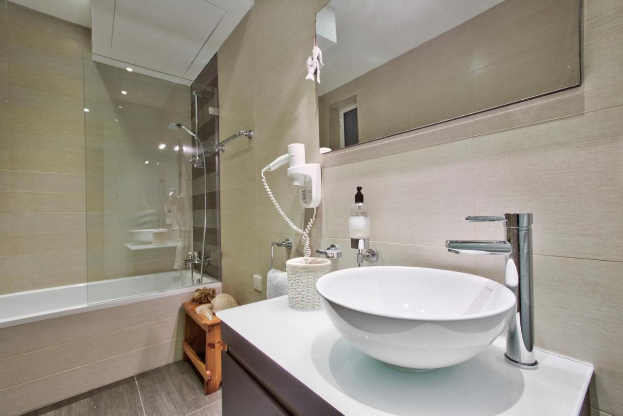 Bright And Central 2 Bedroom Apartment In スリーマ エクステリア 写真