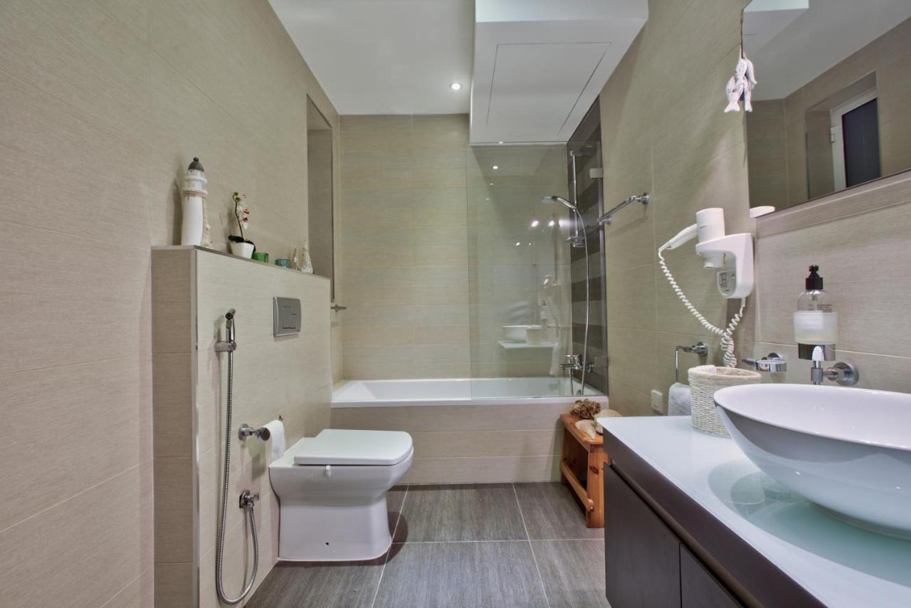 Bright And Central 2 Bedroom Apartment In スリーマ エクステリア 写真